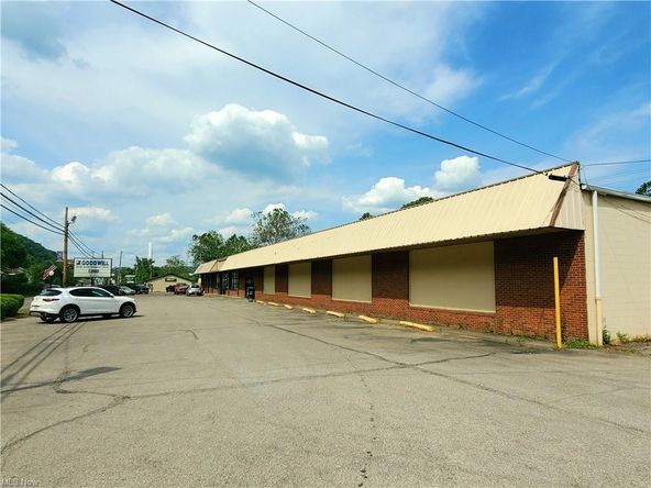 N 2nd Street: N 2nd Street, Middleport, OH 45760